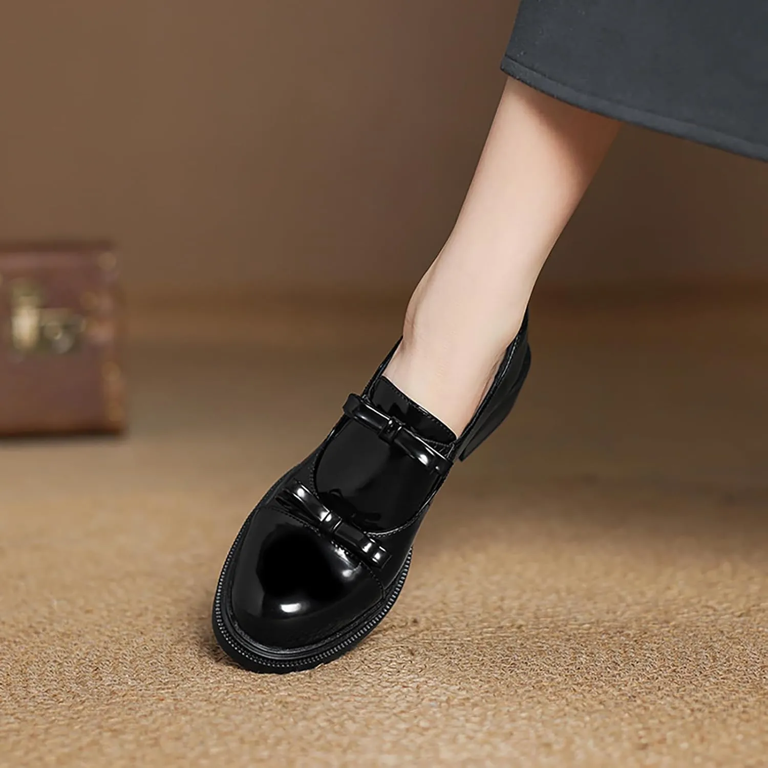 Women's Leather Bow Low Chunky Heel Loafers Fashion Slip-On Round Toe Comfortable Block Heel Dress Pumps for Daily Dating Office