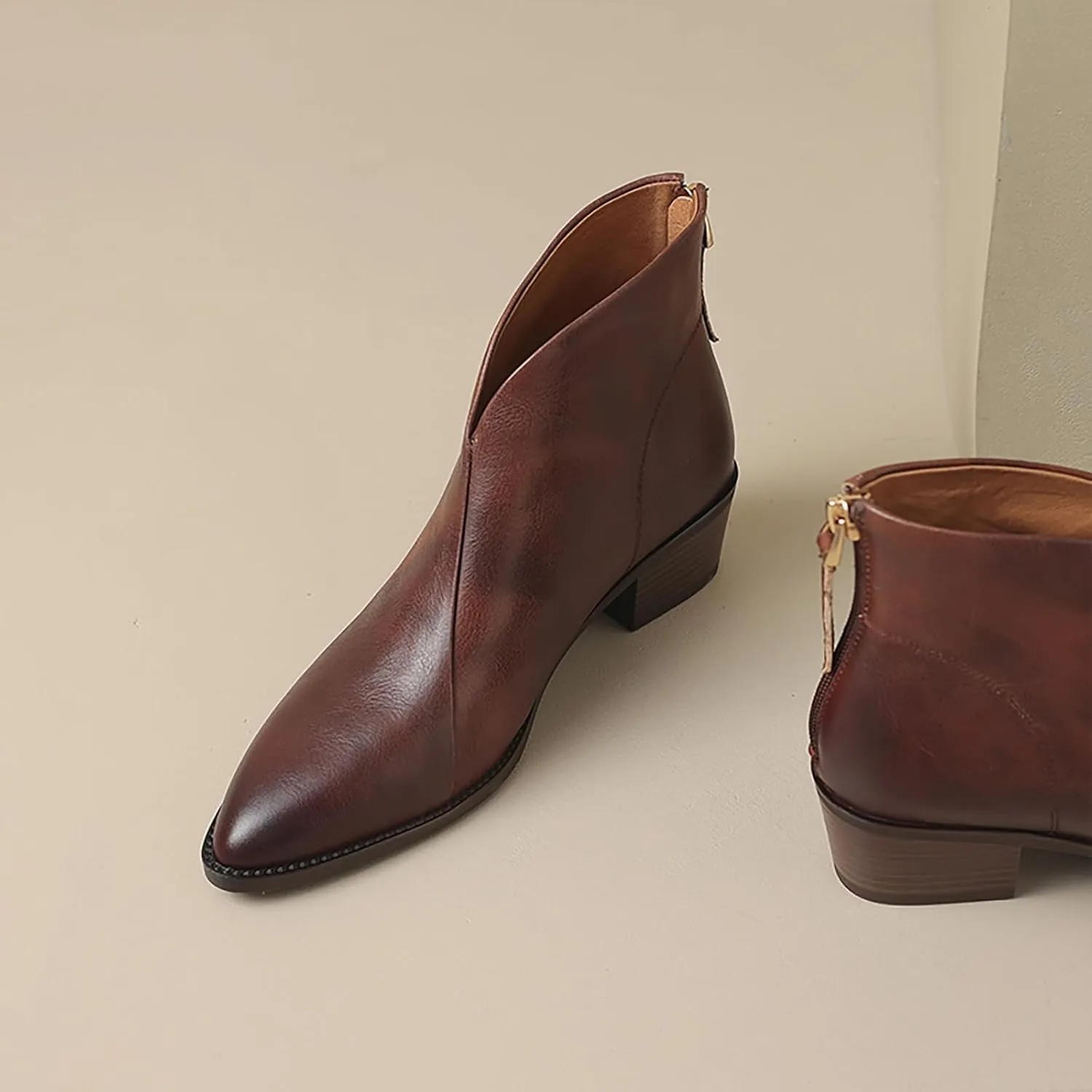 Women's Pointed Toe Chunky Stacked Low Heel Ankle Boots Fashion V-Cut Back Zip Western Ankle Boots Warm Fur Lined Genuine Leather Dress Booties